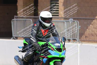 media/Aug-26-2022-Fastrack Riders (Fri) [[055e3b3c9d]]/level 2/Session 1 Start Finish/